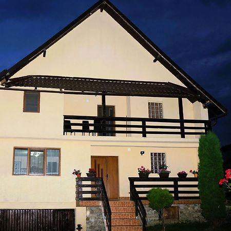 Popasul Galesean Hotel Galeşu Kültér fotó
