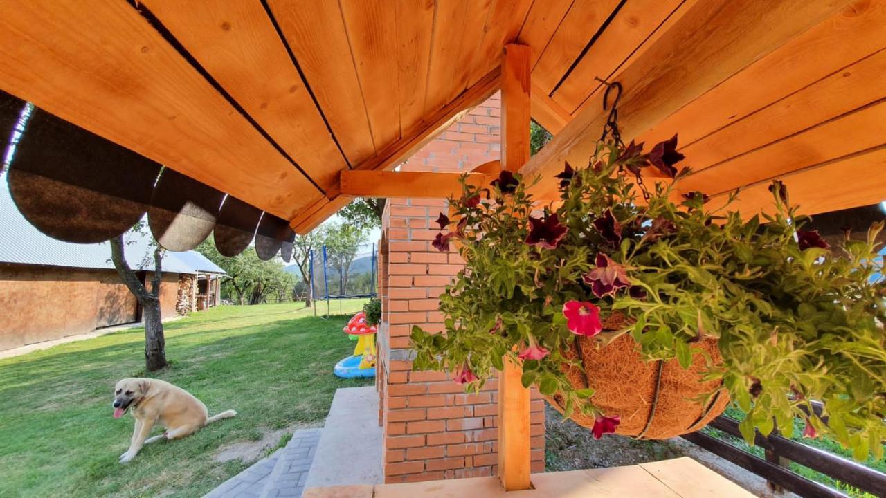 Popasul Galesean Hotel Galeşu Kültér fotó