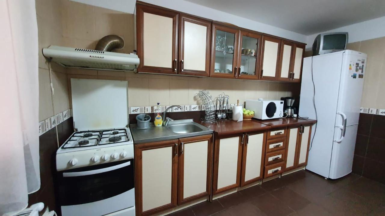 Popasul Galesean Hotel Galeşu Kültér fotó